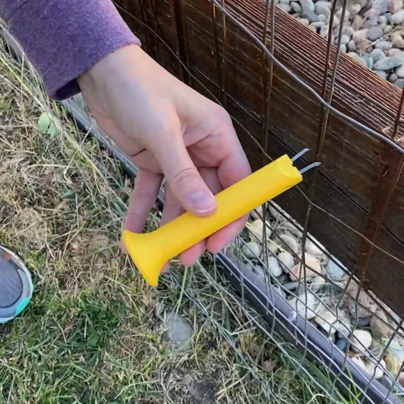 3/4" Fencing Staple Kit (Tool + Staples)